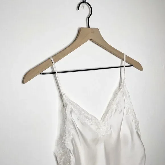 Victoria's Secret Lace Trim Charmeuse Satin V Neck Camisole Tank White M - Picture 2 of 6